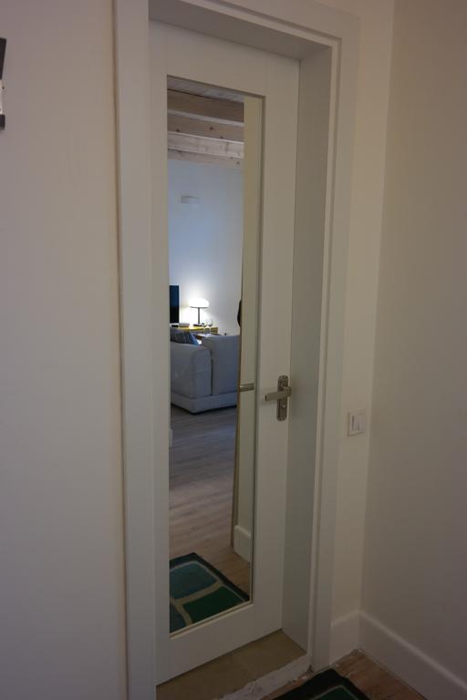 ティビリシThe White Loftアパートメント 部屋 写真